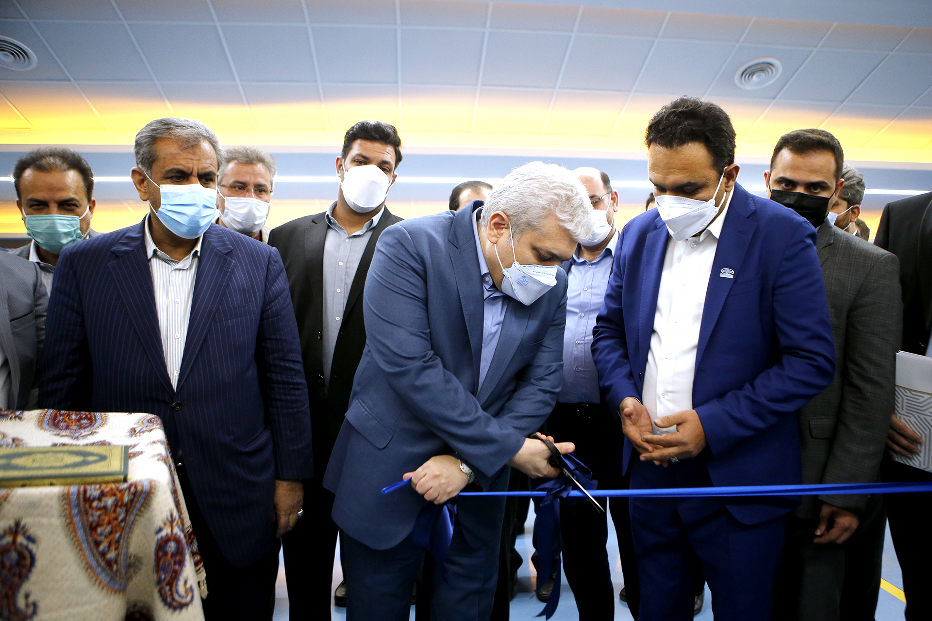 the-unveiling-of-tosan-techno-production-line-of-smart-card-readers-with-the-presence-of-the-vice-president-of-iran-for-science-and-technology